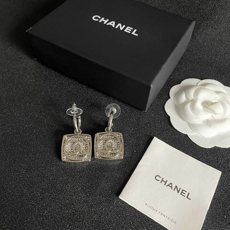 Chanel Earring 07yxs412